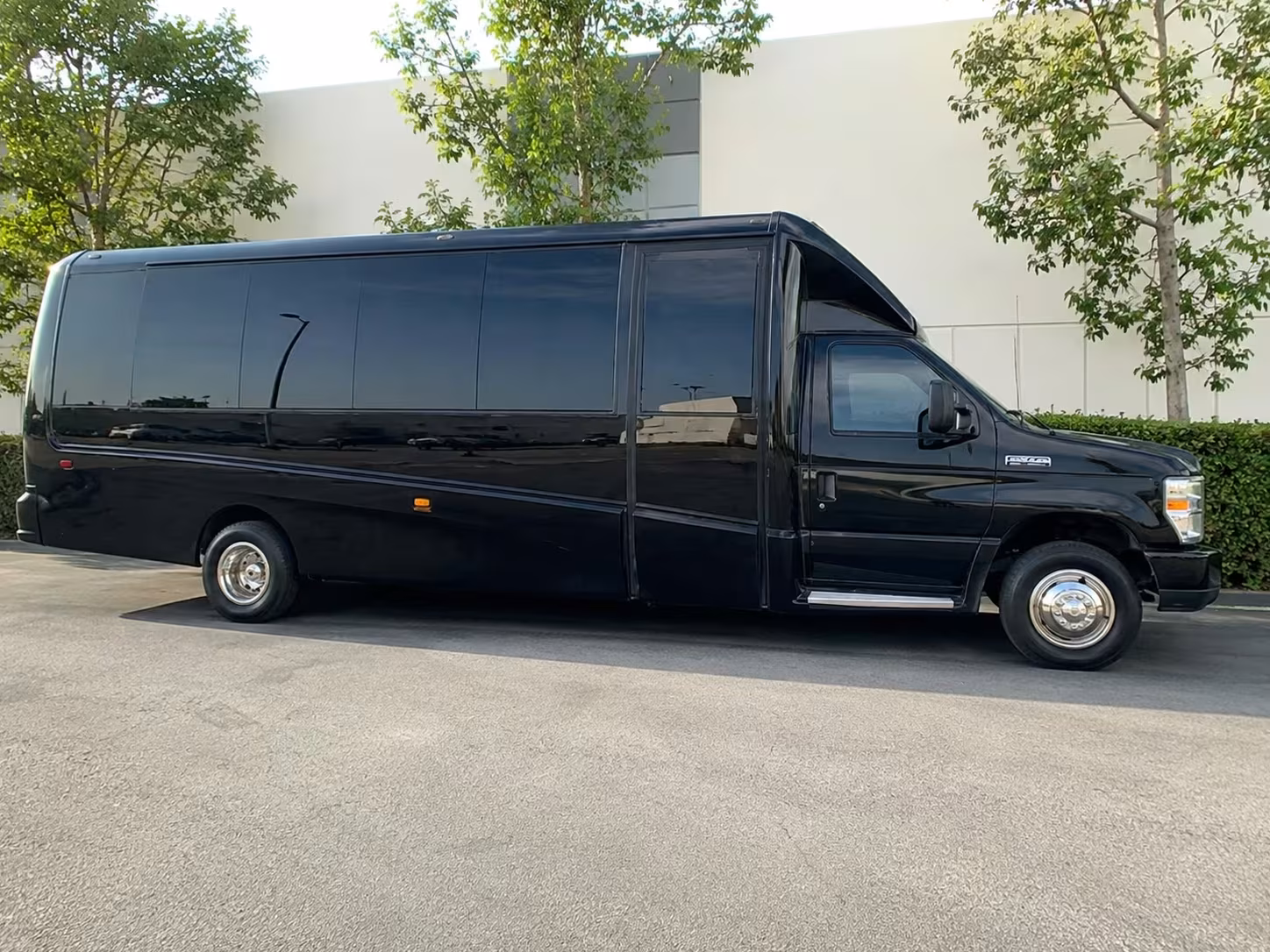 20 passenger minibus