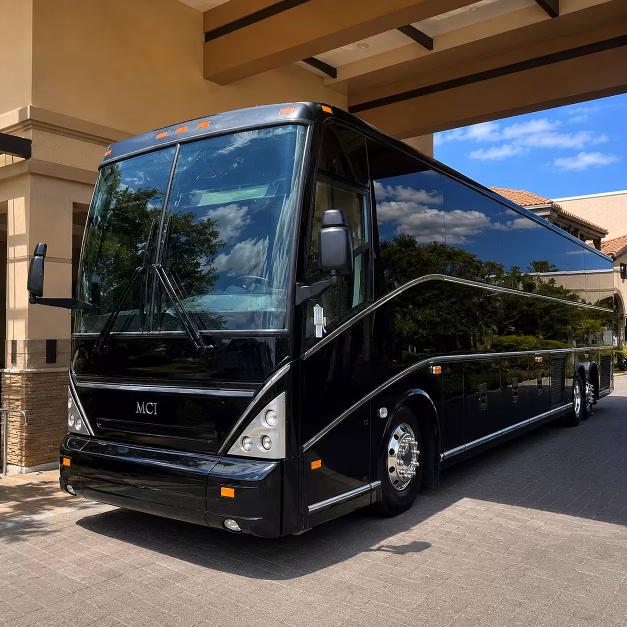 mountain view wedding shuttle buses for your guests