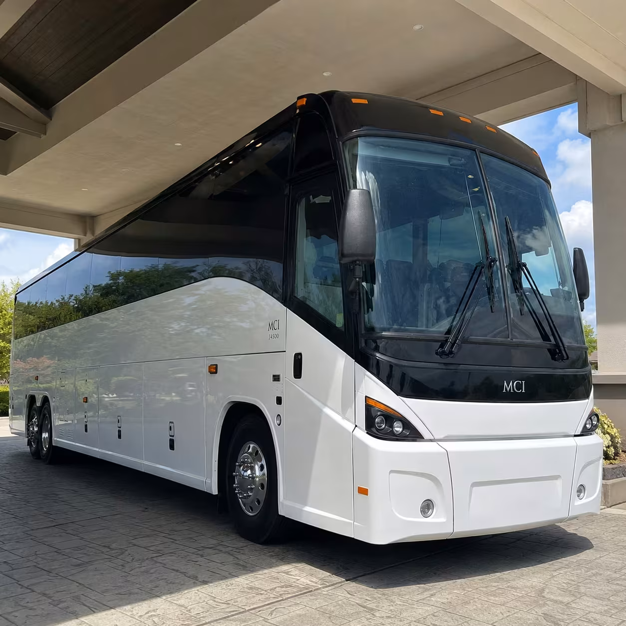 multi stop mountain view shuttle buses across silicon valley