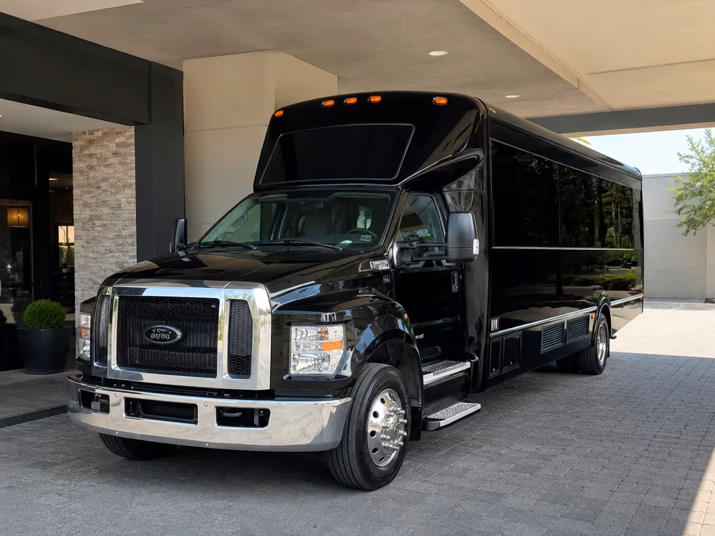 party bus transportation for mountain view concert nights